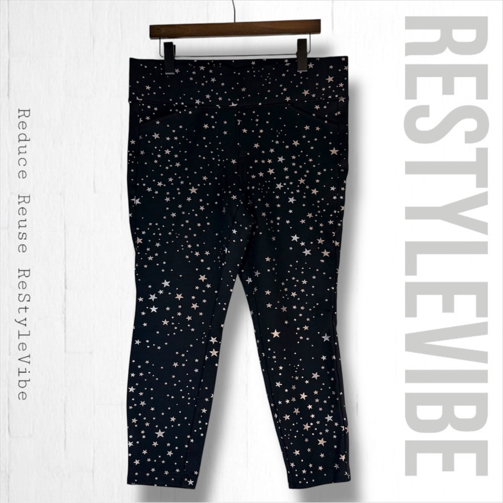 Torrid Women’s Size 1r Pant High Rise Ponte Style Elastic Waist Stars Pixie